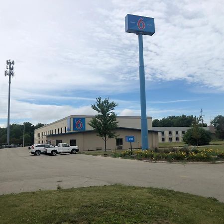 Motel 6 Peoria Bagian luar foto