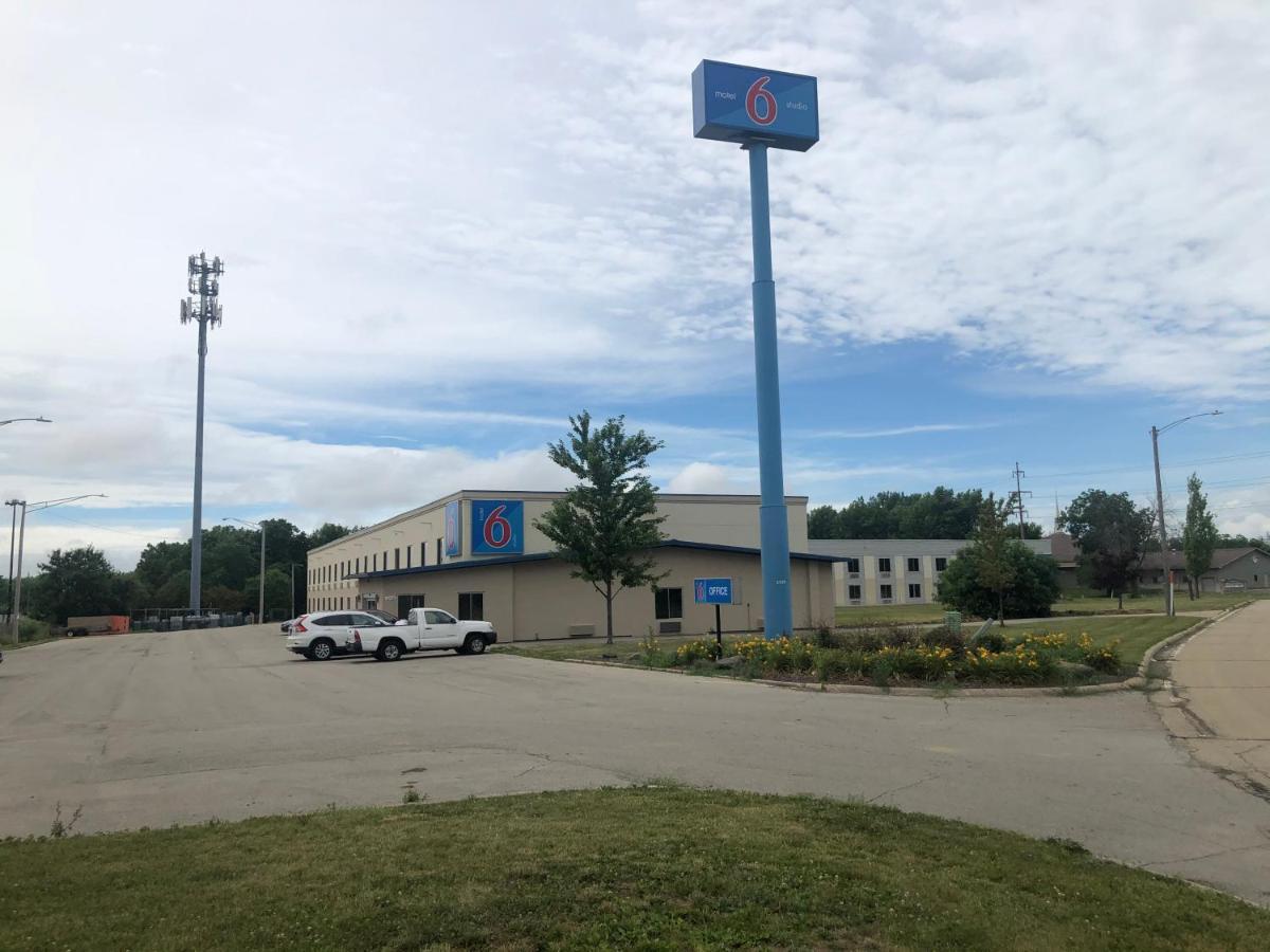 Motel 6 Peoria Bagian luar foto