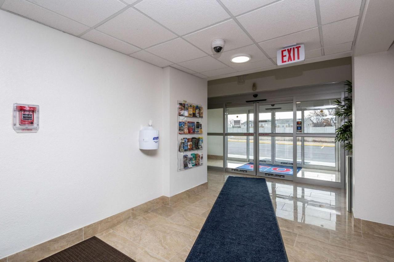 Motel 6 Peoria Bagian luar foto