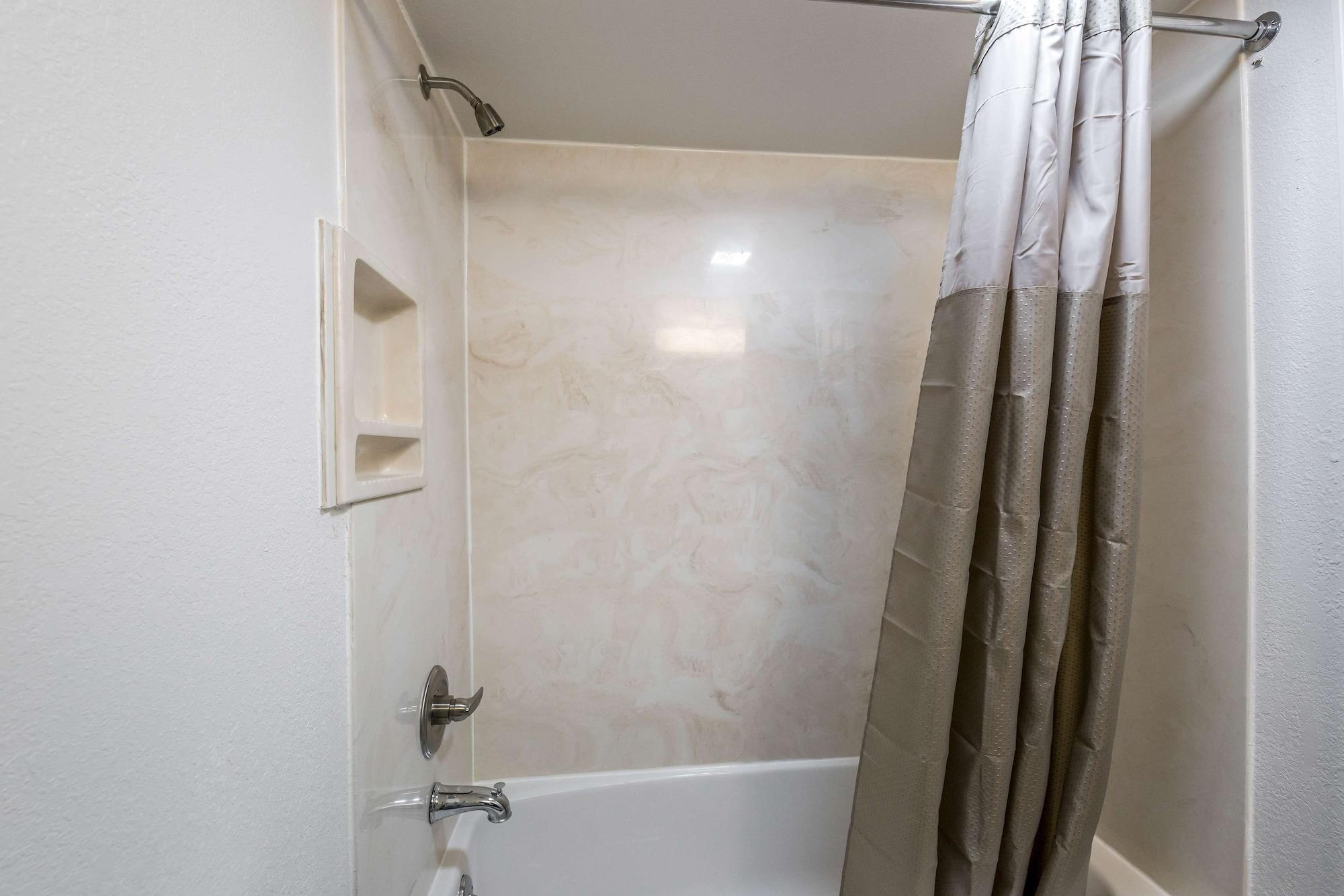 Motel 6 Peoria Bagian luar foto
