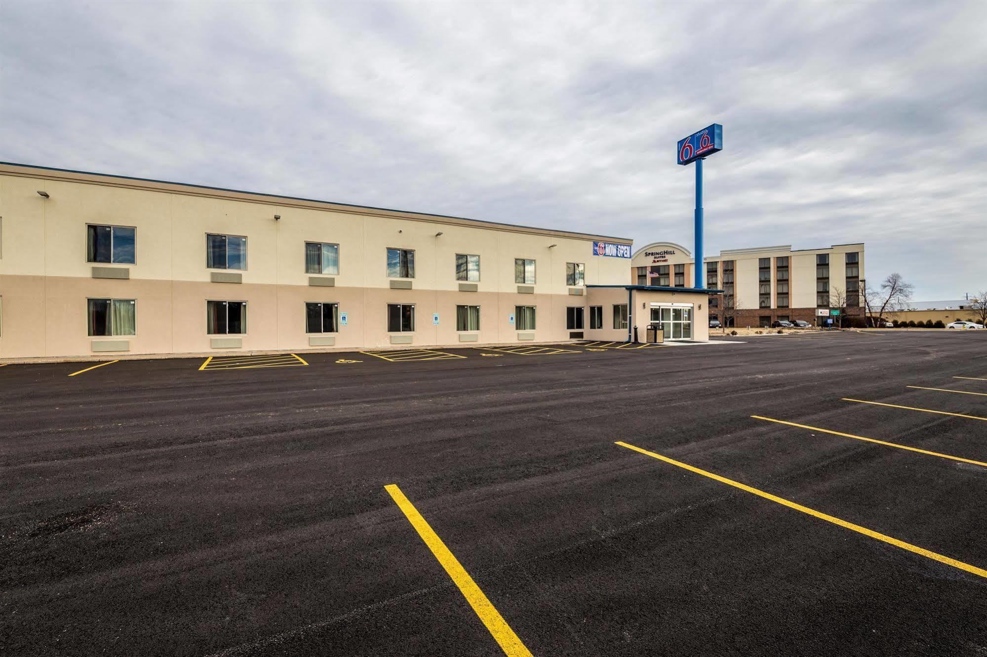 Motel 6 Peoria Bagian luar foto